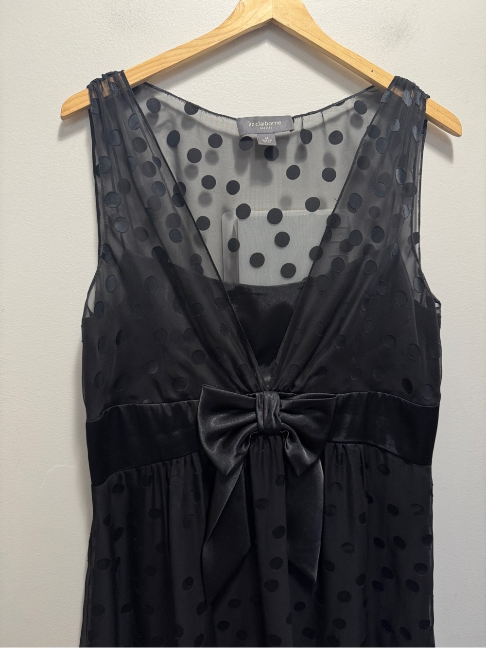 Liz Claiborne Black Chiffon Polka Dot Dress Size 14 - Picture 3 of 12